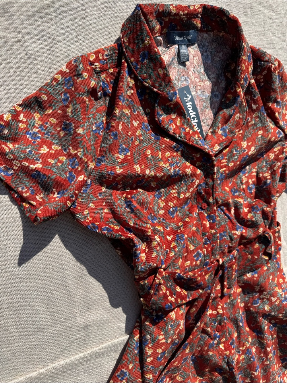 NWT ModCloth Rustic Elegance Casual Dress Cider Blossom Red Blue Floral Belted - Picture 7 of 12